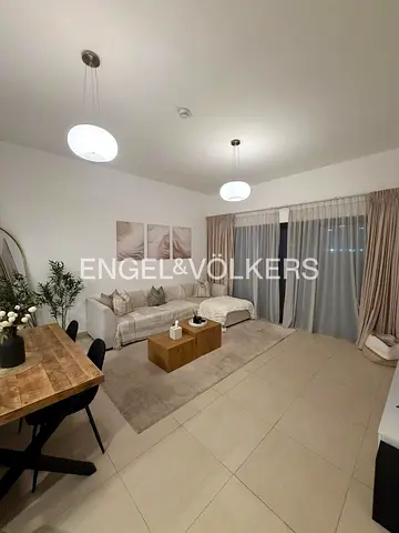 Large Layout & Unfurnished | Move-In Ready December