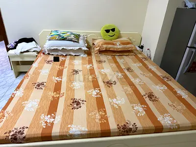 King size bed for sale