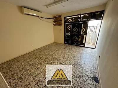 شيرنج صريح| غرفتان وصالة منفصلة | حمامان | بلكونتان | بجوار نستو هايبر ماركت | مناسب للسكن المشترك للموظفين والطلاب | 40,000 درهم