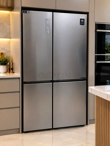 Hisense 2-Door Stainless Steel Refrigerator - Excellent Condition