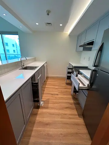 UPGRADED 1BR IN GREENS FOR RENT AED 90K