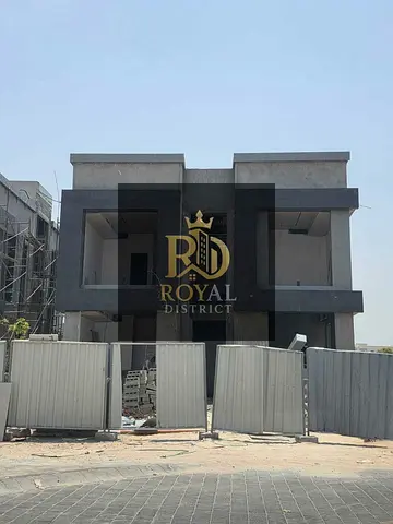 SUPER DISTRESS DEAL | READY TO MOVE AFTER 2 MONTHS | 5 BEDROOMS + ELIVATOR &POOL VILLA | STYLISH LAYOUT | 500K DISCOUNT IF YOU BUY IT WITH CURRENT CON