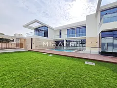 Modern High End | Private pool & garden