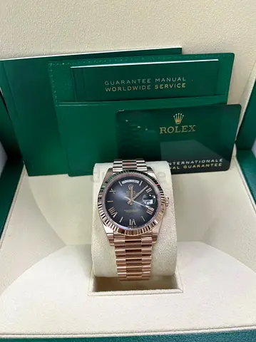 Rolex Daydate Ombre Rose 1/1 SC