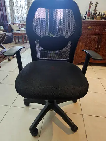 Black Ergonomic Mesh Office Chair with Lumbar Support
