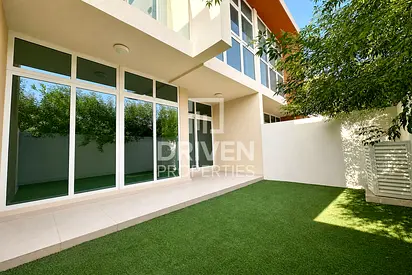 Single Row | Ready To Move in | Elegant Townhouse