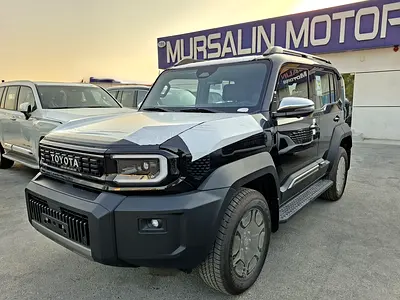 Toyota Landcruiser FJ 2.7L 2027 GCC Black Petrol (Export Only)