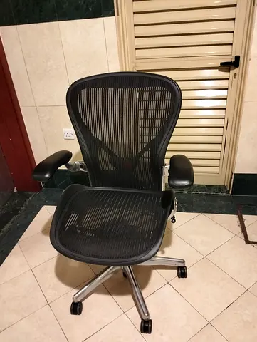 Herman Miller Aeron chair for selling.fully loaded chair