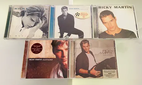 5 Ricky Martin Music CD’s