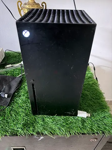 Xbox Series X console (used) with power cable and controller, cd game (persona 3, wwe,elden ring)