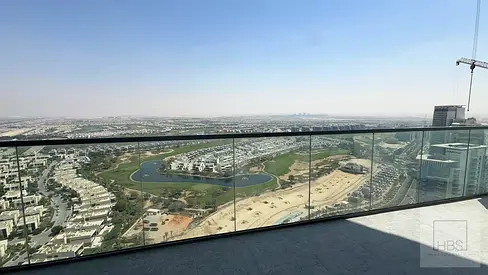 طابق مرتفع | مؤجرة | إطلالة خلابة على ملعب الجولف