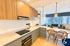 Upgraded | Furnished | High Floor |Avail NOW