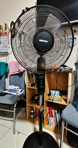 stand fan