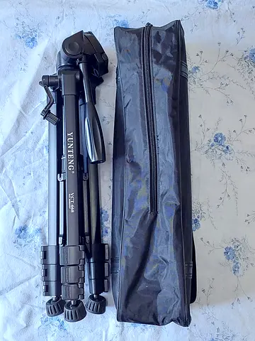 Yunteng vct 668 - Tripod with Damping Head Fluid Pan