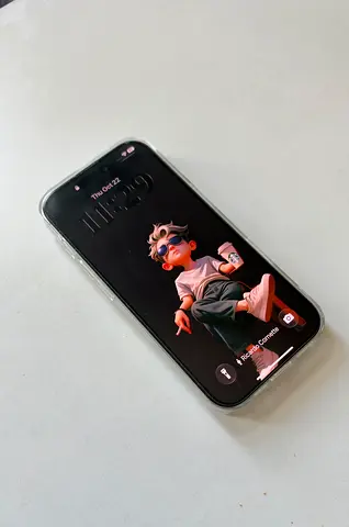 Apple iPhone 16 Pro | 256GB | White Titanium | Excellent Condition Price: AED 2,750 – Slightly Nego