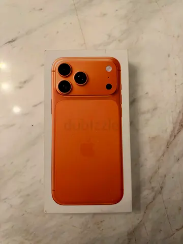 iPhone 17 Pro Max 256GB – TDRA Approved – 92% Battery – With Case