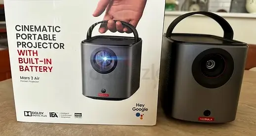 High-end projector Nebula Mars 3 Air