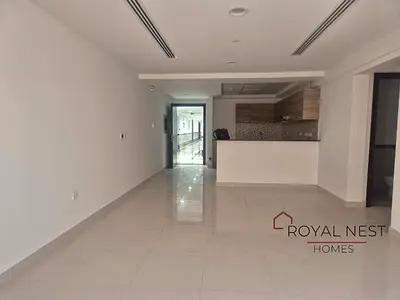 Vacant | Bright + Spacious | Canal +Stadium View