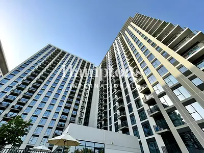 Spacious | Community View | Middle Floor