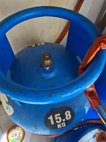 Blue 15.8 kg Gas Cylinder - Used (Good Condition)