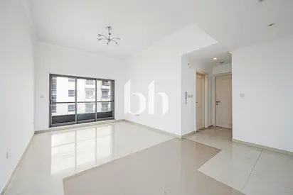 Unfurnished | Next to DIC Metro | Chiller free