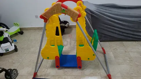 Plastic Indoor/Outdoor Kids Swing with Slide