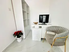 Beautiful Office | Direct from Owner | Near to Metro Station
