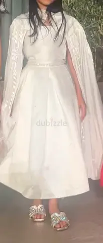 العين