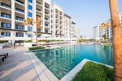 √ RARE 2BR+M DUPLEX | Golf Course and Pool View √