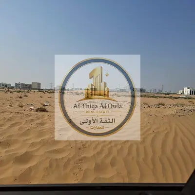 للبيع قطعة ارض تصريح تاون هاوس قريب من المسجد