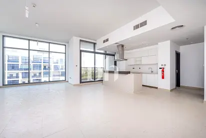 High Floor | vacant | unfurnished | Investor deal