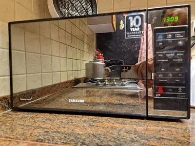 Samsung microwave, like new , big size