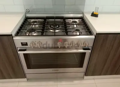 Bosch brand series 8 Stainless Steel 5-Burner Gas Range with oven top gas oven electric