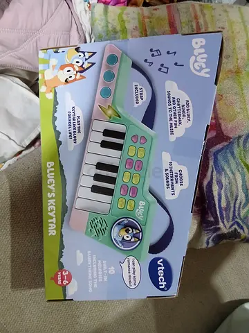 VTech Bluey Keytar - Musical Electronic Toy (5 Instruments) - Like New Hot wheels monster truck