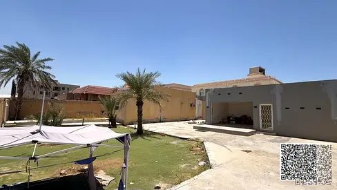 🏡 Residential & Commercial Villa for Sale