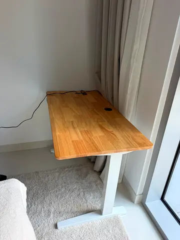 Ascent Height Adjustable Smart Desk