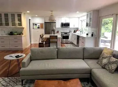 Selling in excellent Condition West Elm Ändès Corner Sofa