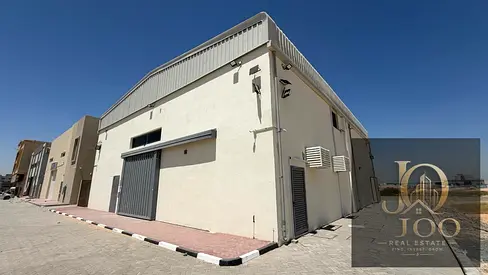 Premium commercial warehouse with mezzanine and offices | High electrical capacity | Located in Al Jurf Industrial 2