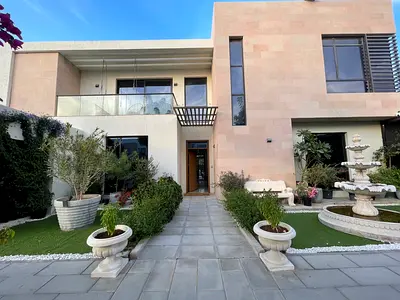 Standalone Villa for Sale – Sharjah / Naseem Residences, Arada * 5 bedrooms (including a driver’s room and a maid’s room) * 5 bathrooms * Additional annex attached to the villa, featuring a majlis, ki