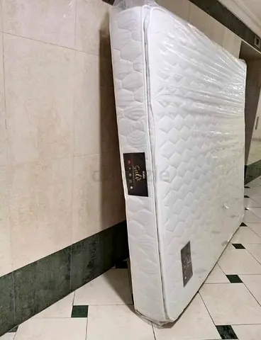 180x200cm Mattress with Top foam. All times delivery service available