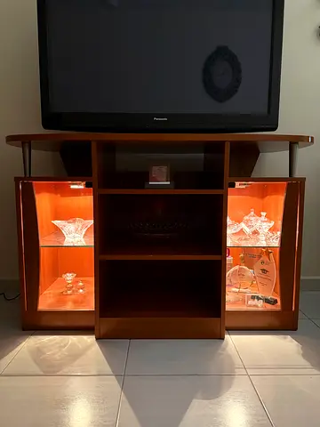 TV TROLLEY WITH PANASONIC TV