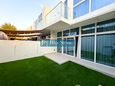 Furnished Two Bed | Middle Unit | Near Pool