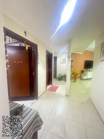 امتلك شقتك في تاور الكونكورد بمساحة رحبة تبلغ 2,030 قدم²   وتصميم عملي يوفر الراحة والخصوصية. الشقة جاهزة للاستلام الفوري  تضم موقفاً خاصاً، ما يجعلها
