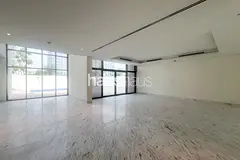 Vacant | Single Row | Landscaped