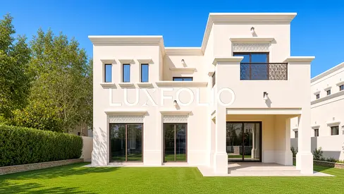 Vacant Now | Landscaped | High Ceilings