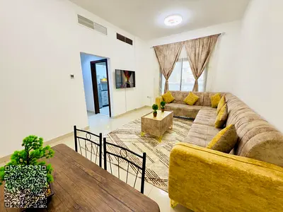 Stunning décor \\ Brand-new furnishings \\ First-time occupancy \\ Comfort \\ Cleanliness