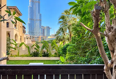 1BR + Study|Burj Khalifa Views | Private Garden