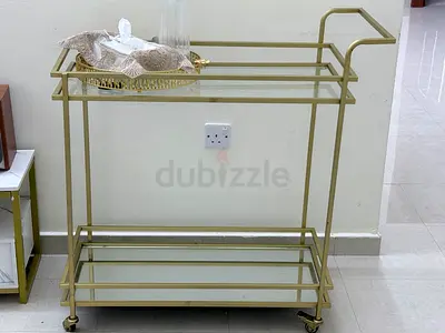 Serving golden trolley