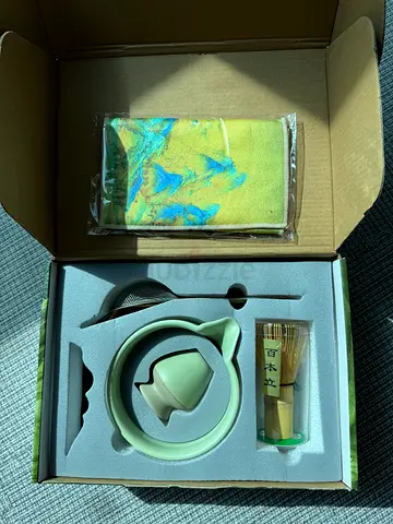 Used Ceramic Tea Set / Tea Strainer Gift Set - Green