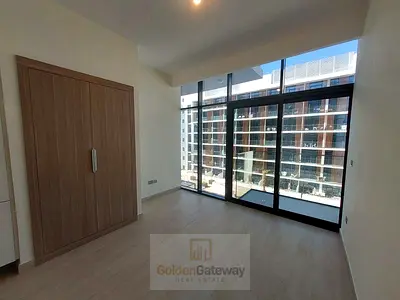 Studio | Spacious | Prime Location